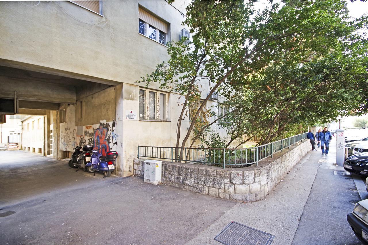 D & J Apartment Split Exterior foto